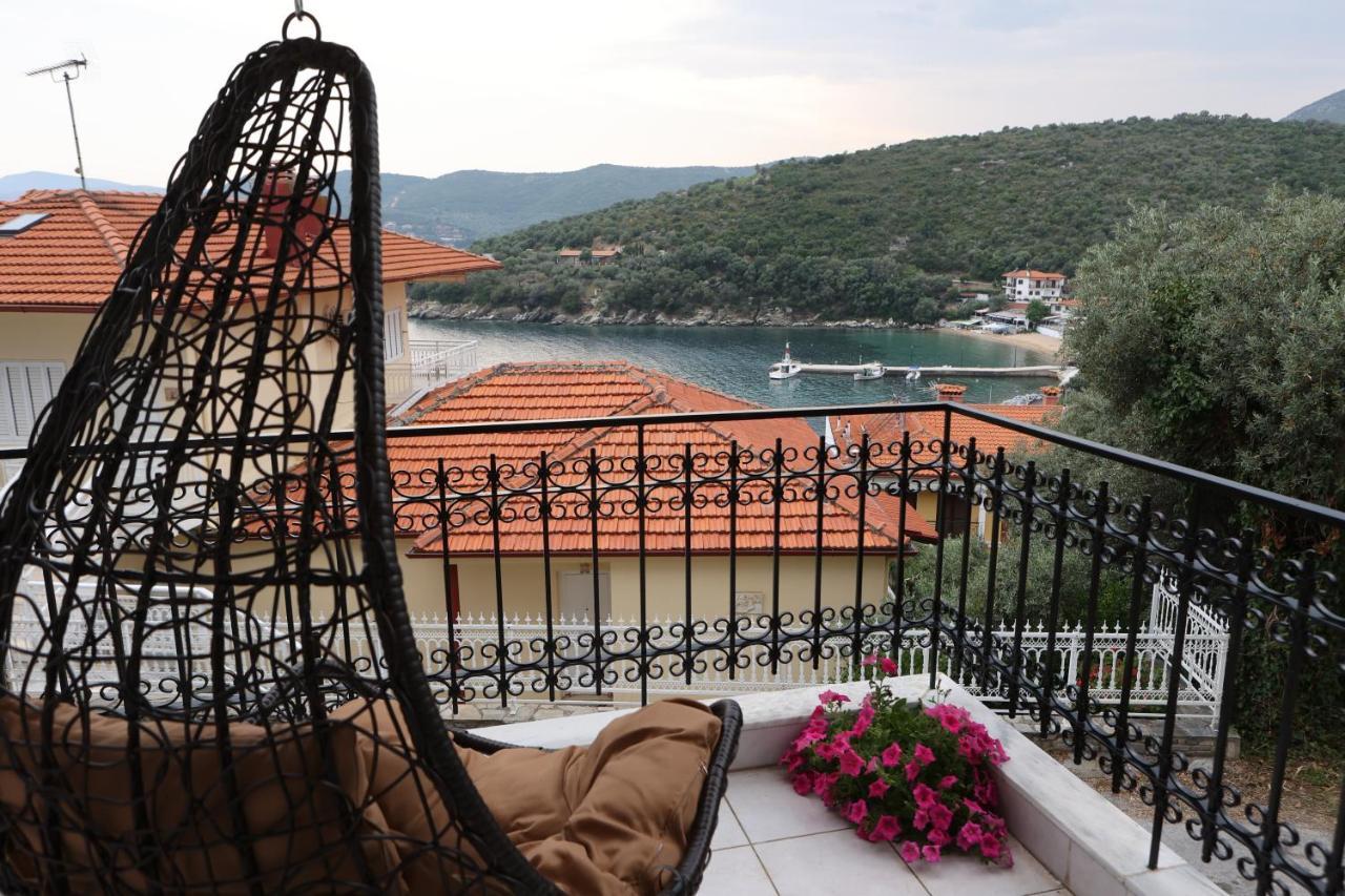 Island Boutique Apartments Pyrgadikia Exterior photo