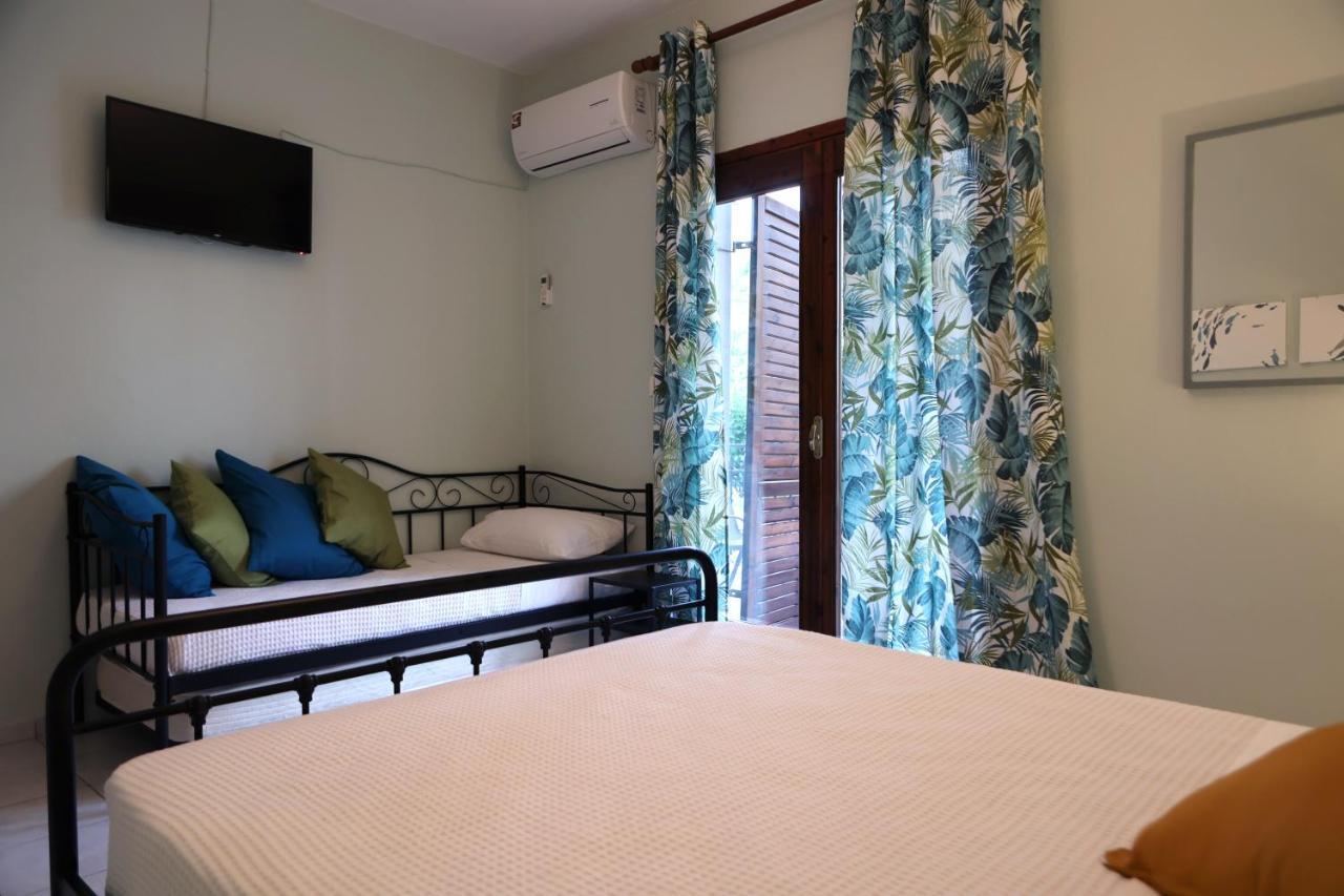 Island Boutique Apartments Pyrgadikia Exterior photo